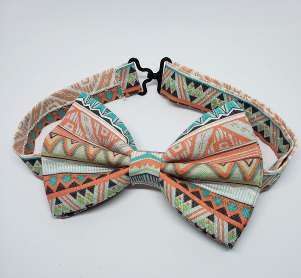 *SALE* Aztec Pattern Bowtie